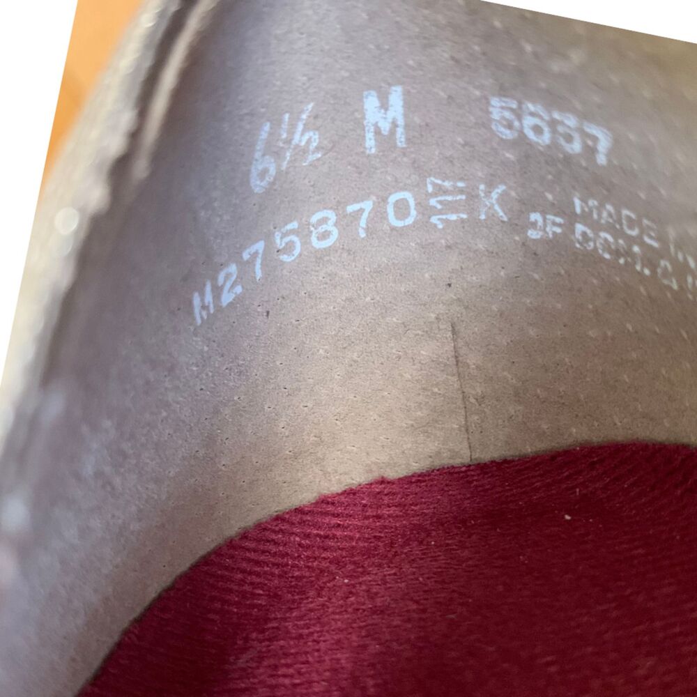 Munro American Comfort Flats Grey Metalic Print Block Heels Size 6.5 - Picture 8 of 9